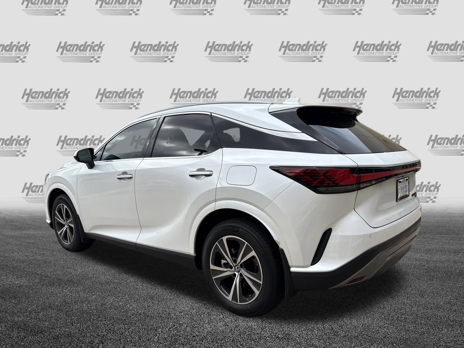 Used 2026 Lexus RX 350h w/ Convenience Package image 8
