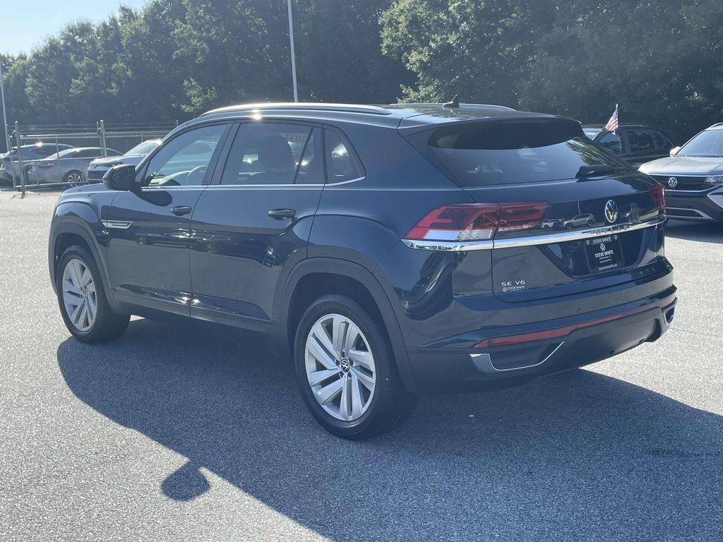 Certified 2021 Volkswagen Atlas Cross Sport SE w/ Panoramic Sunroof Package FWD image 4