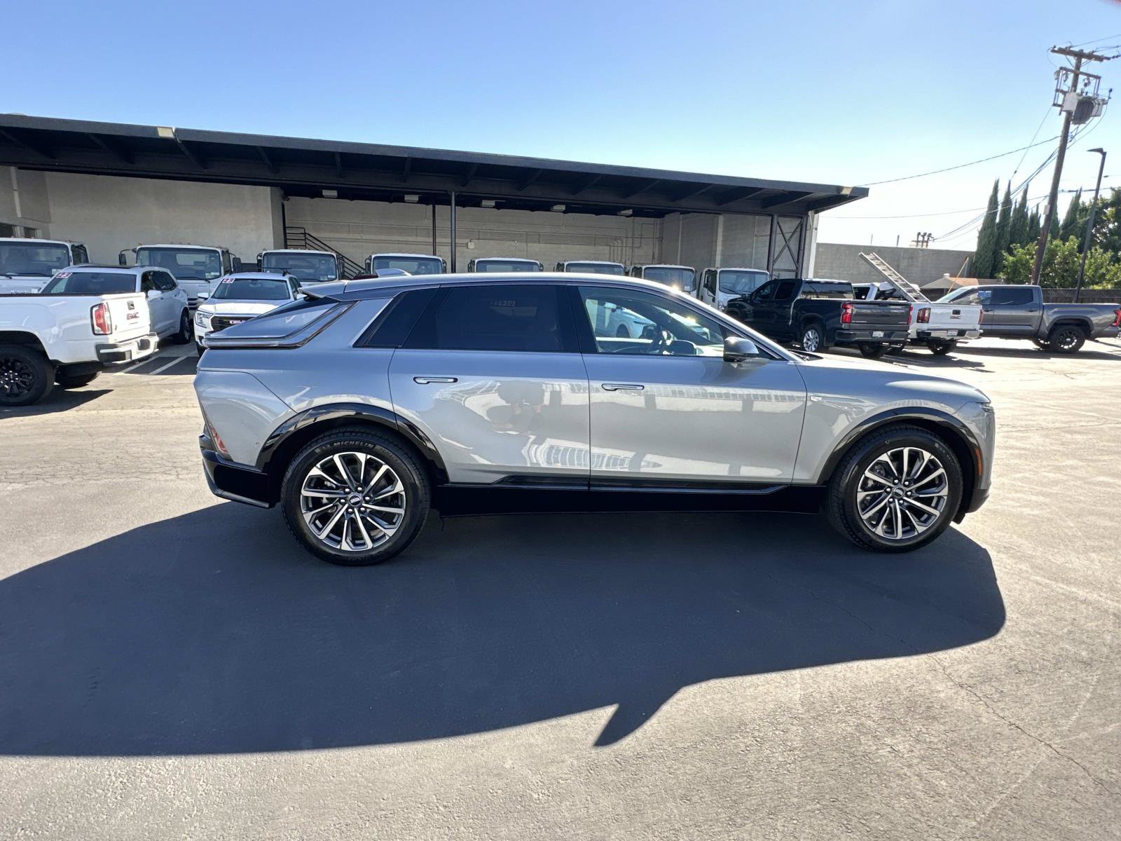 Used 2024 Cadillac Lyriq Sport AWD/4WD image 4