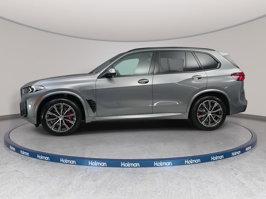 New 2026 BMW X5 xDrive50e w/ M Sport Package image 8