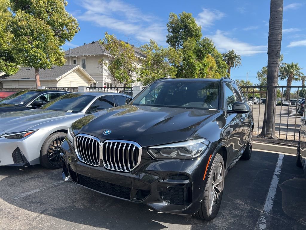 Certified 2023 BMW X5 xDrive45e w/ M Sport Package AWD/4WD image 3