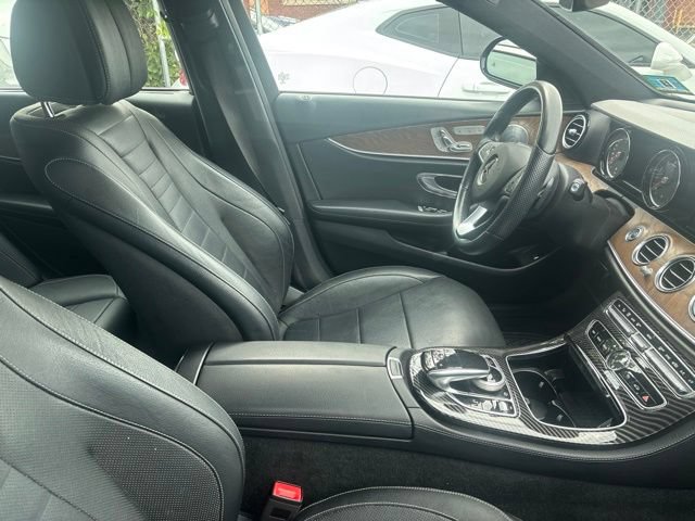 Used 2017 Mercedes-Benz E 400 4MATIC Wagon image 10
