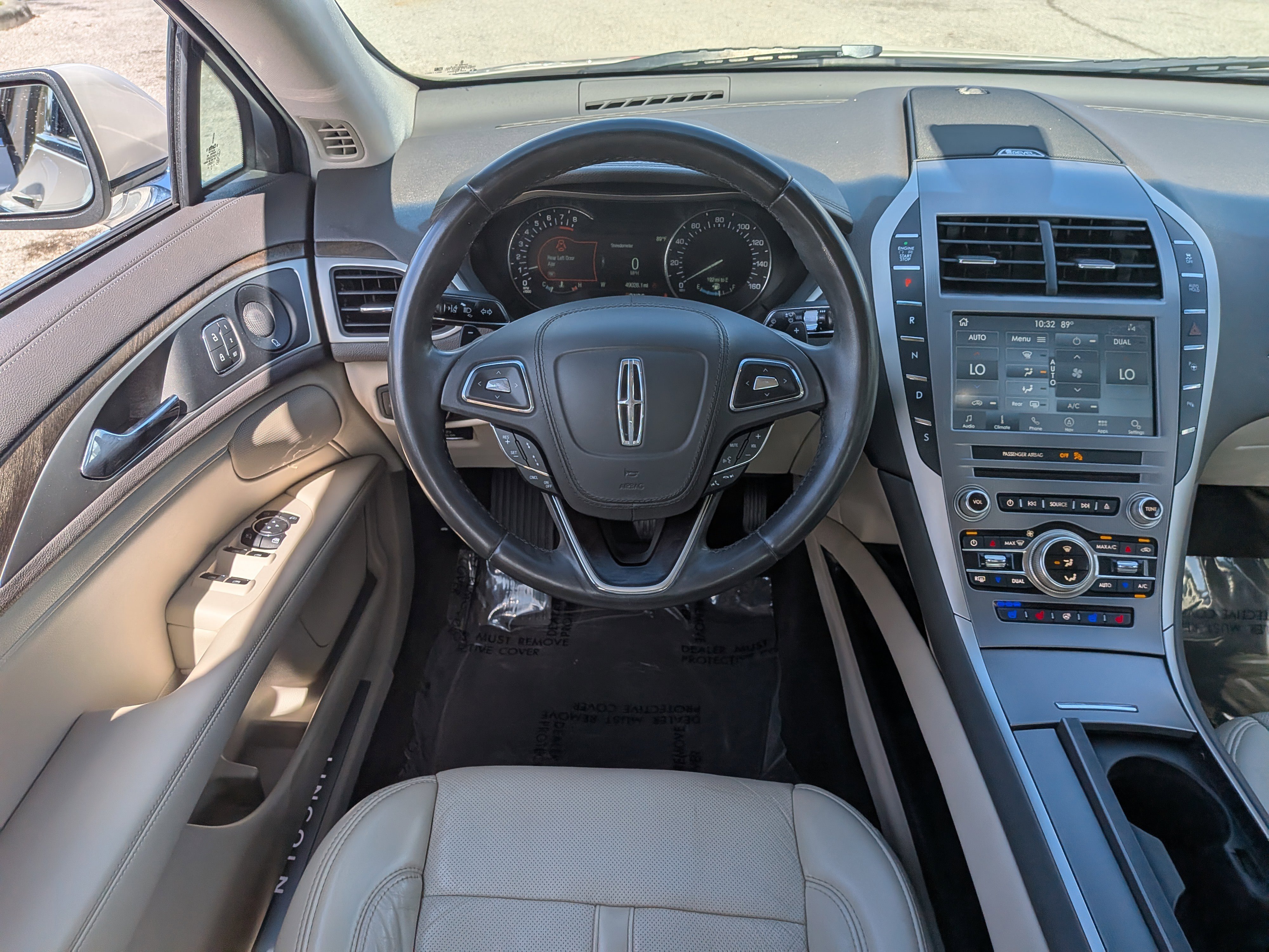 Used 2019 Lincoln MKZ Reserve FWD image 16