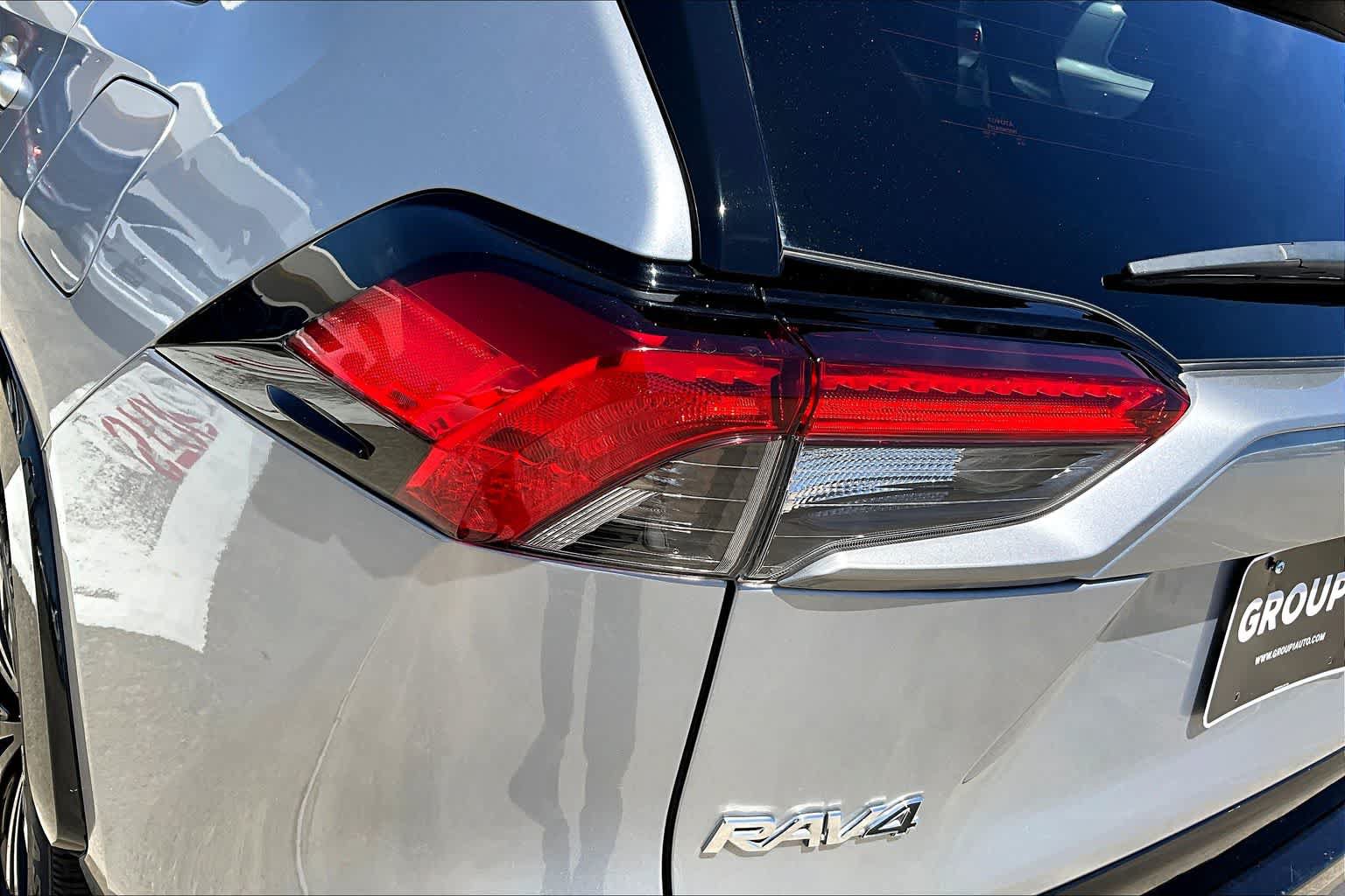 Used 2022 Toyota RAV4 XSE AWD/4WD image 27