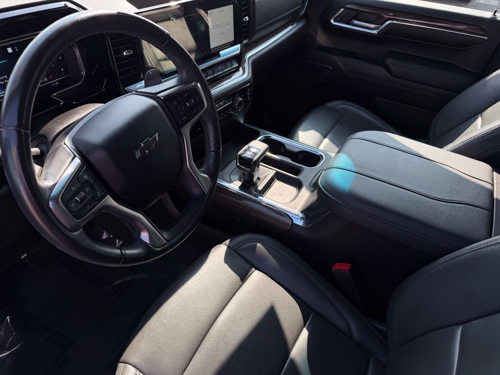 Used 2023 Chevrolet Silverado 1500 RST AWD/4WD image 19
