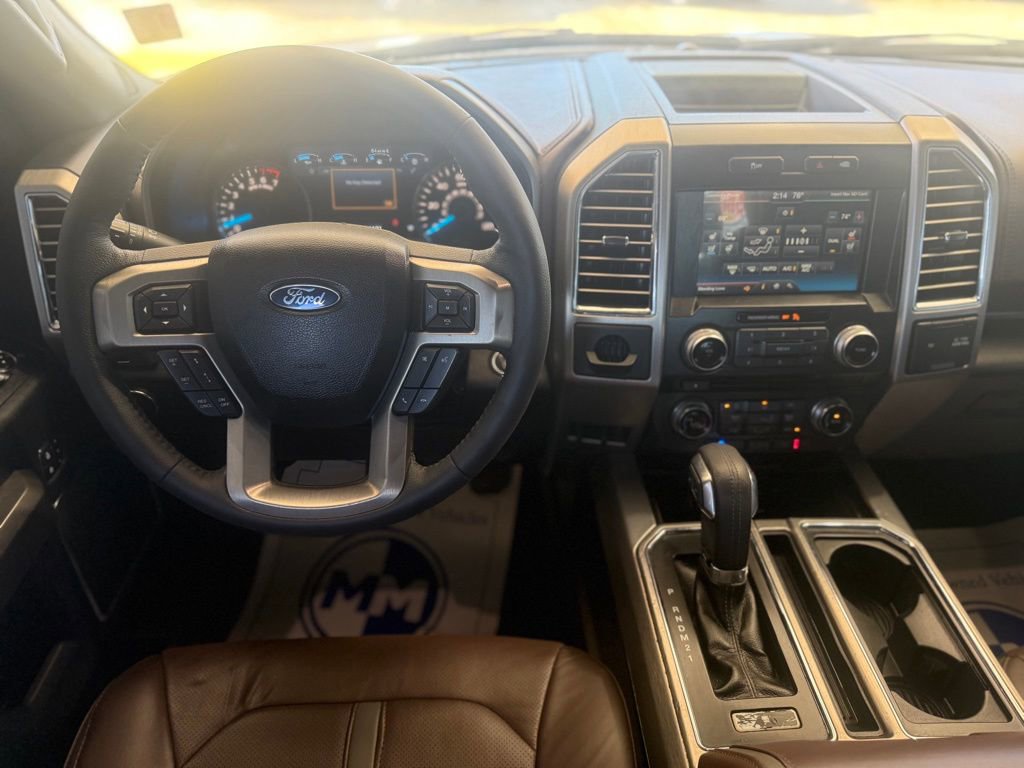 Used 2015 Ford F150 Platinum w/ Equipment Group 701A Luxury image 40
