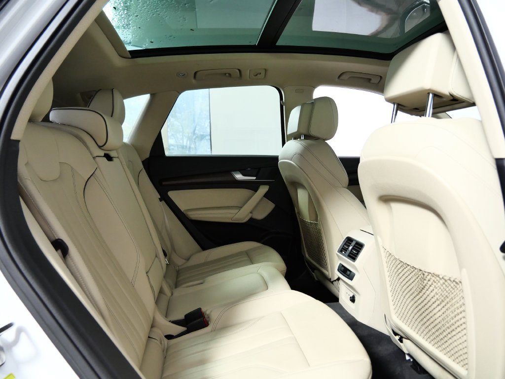 Used 2024 Audi Q5 2.0T Premium Plus AWD/4WD image 11