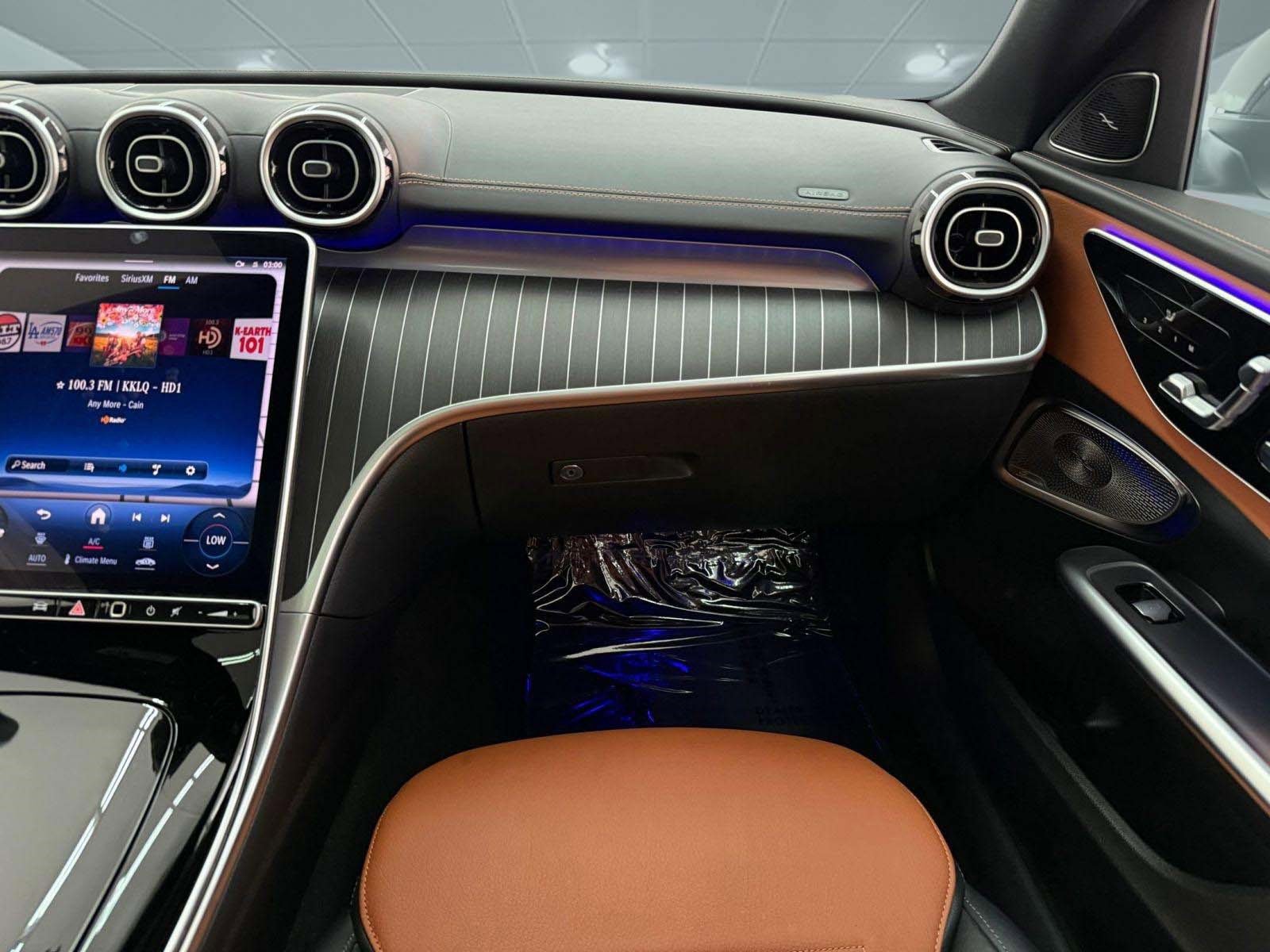 Certified 2024 Mercedes-Benz C 300 4MATIC Sedan image 28