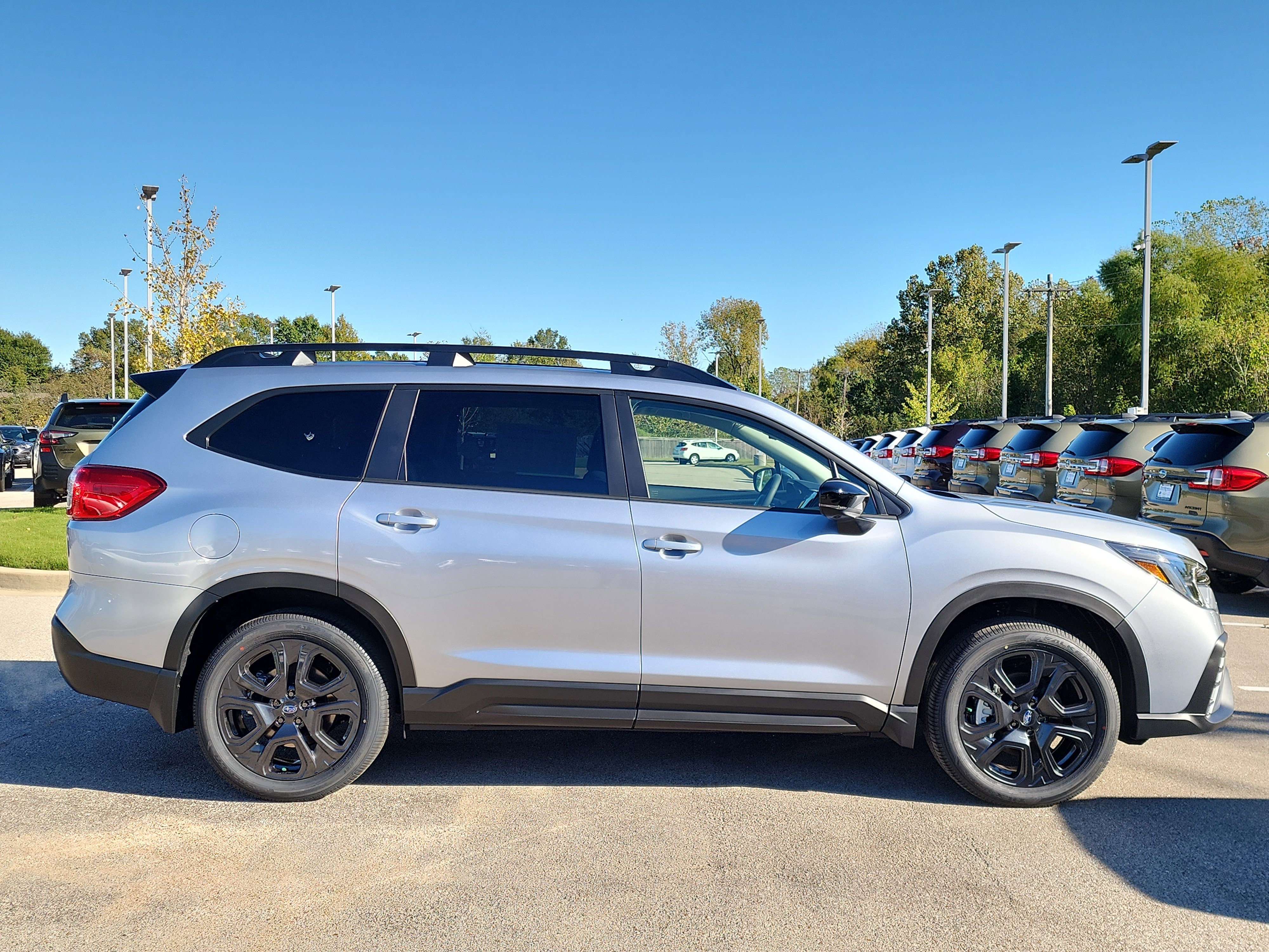 New 2025 Subaru Ascent Bronze Edition image 2