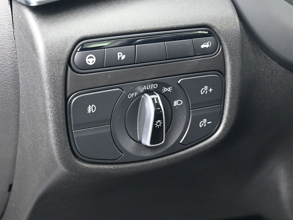 Used 2024 INFINITI QX55 Luxe w/ Cargo Package image 16