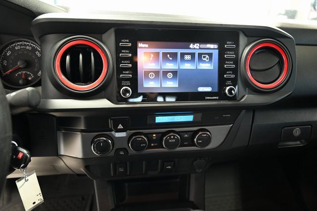 Used 2022 Toyota Tacoma SR image 15
