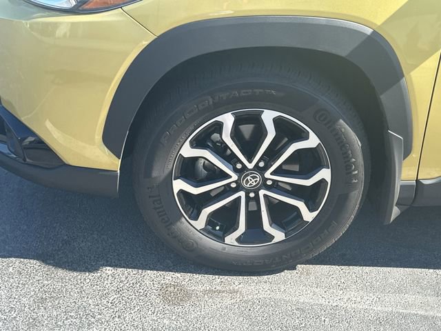 Used 2024 Toyota Corolla Cross AWD Hybrid w/ Moonroof Package image 8