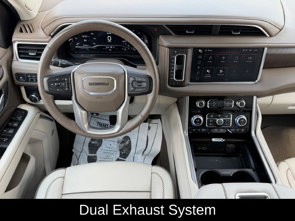 Used 2024 GMC Yukon XL Denali RWD image 11