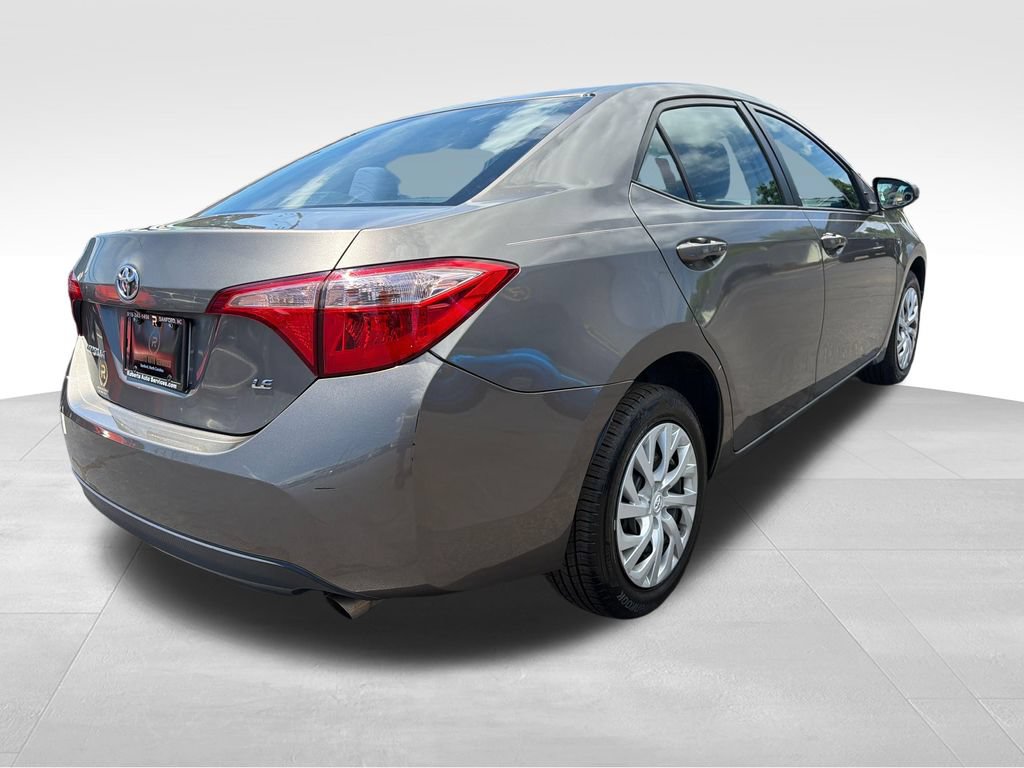 Used 2018 Toyota Corolla LE FWD image 5