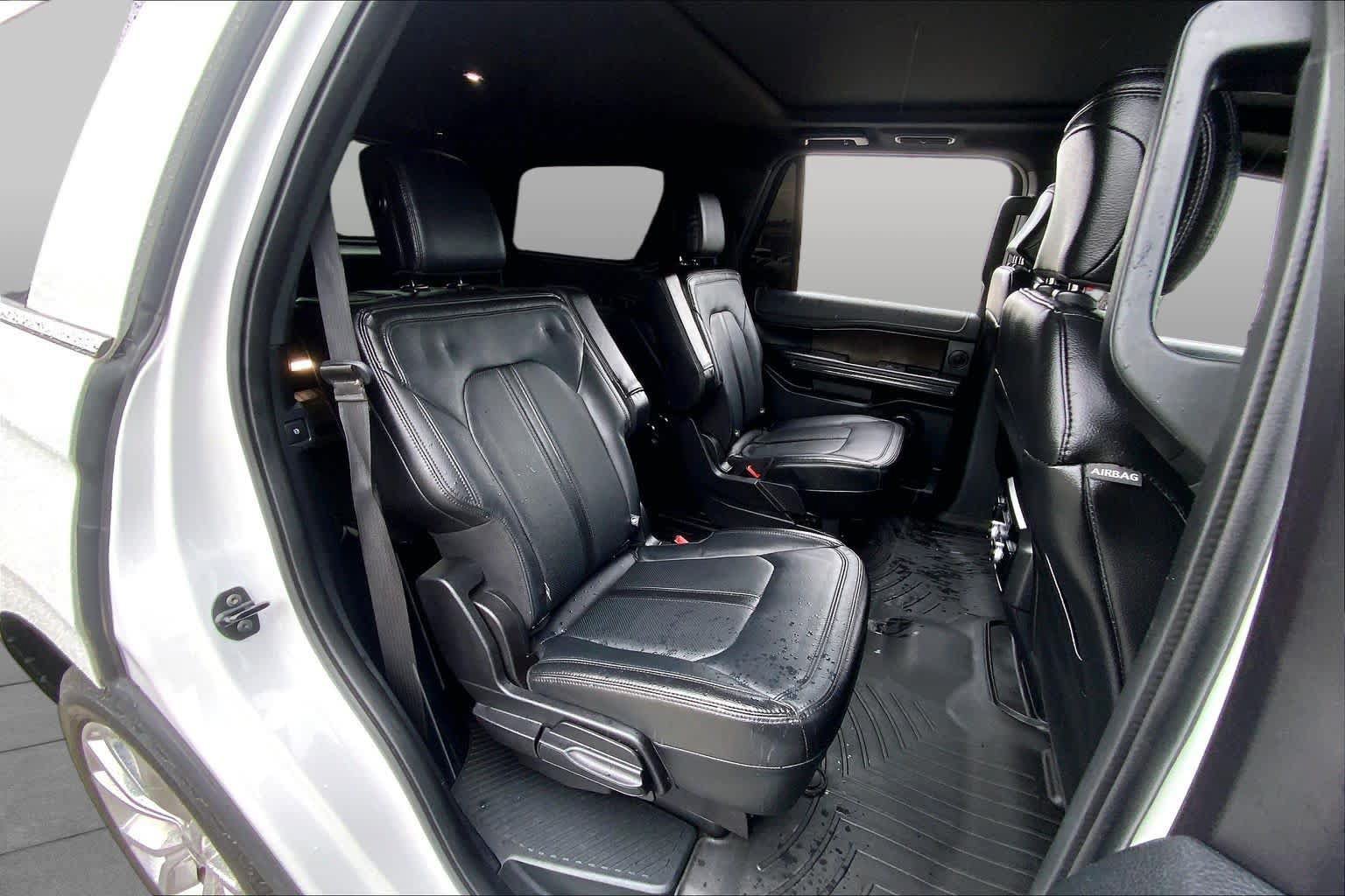 Used 2019 Ford Expedition Limited w/ Equipment Group 302A RWD image 20
