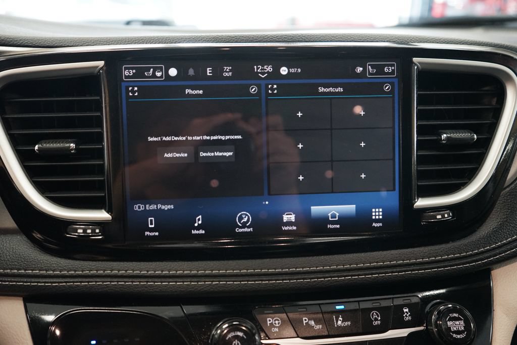 Used 2023 Chrysler Pacifica Touring-L AWD/4WD image 38