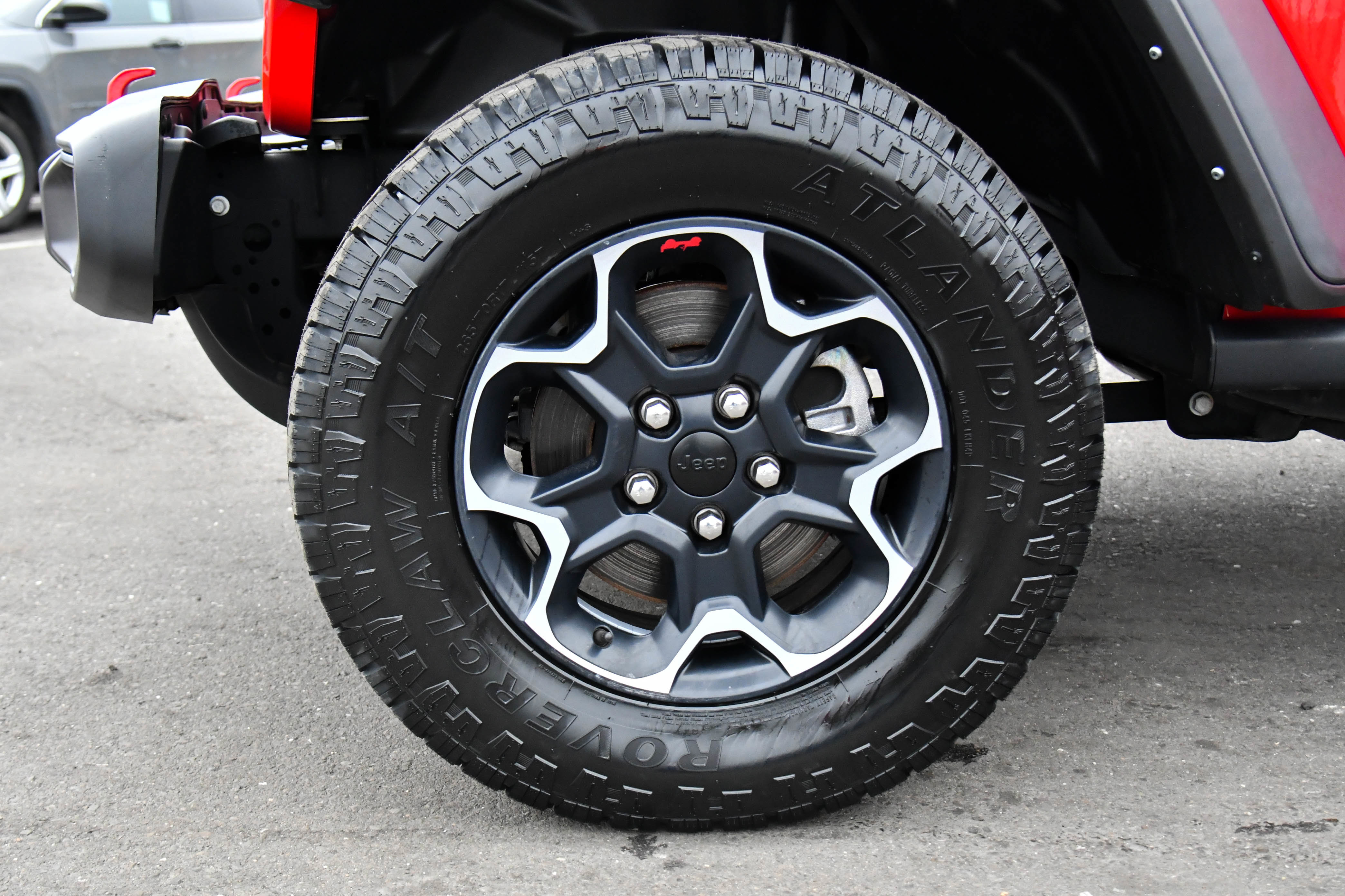 Used 2023 Jeep Wrangler Unlimited Rubicon image 12