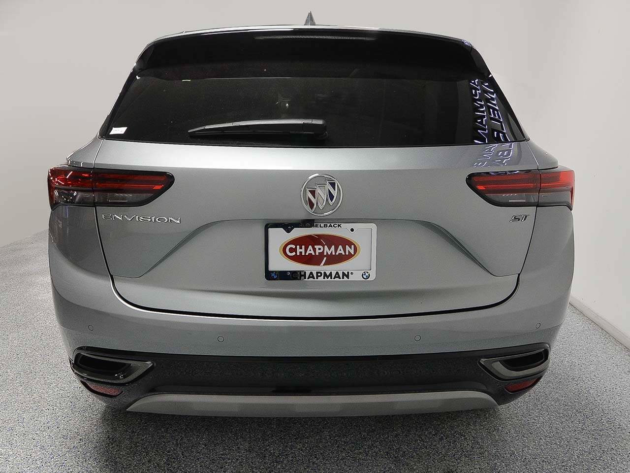 Used 2023 Buick Envision Essence w/ Sport Touring Package FWD image 4