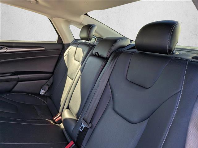 Used 2017 Ford Fusion Titanium image 15