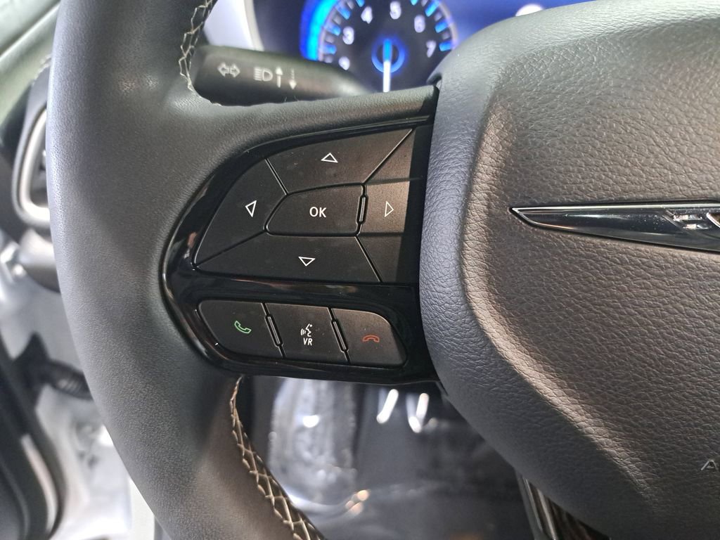 Certified 2024 Chrysler Pacifica Touring image 20