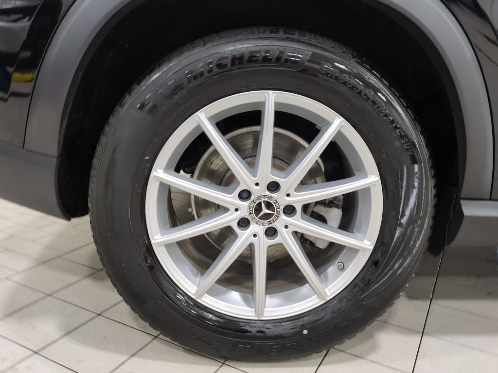 Used 2025 Mercedes-Benz GLE 350 4MATIC image 30