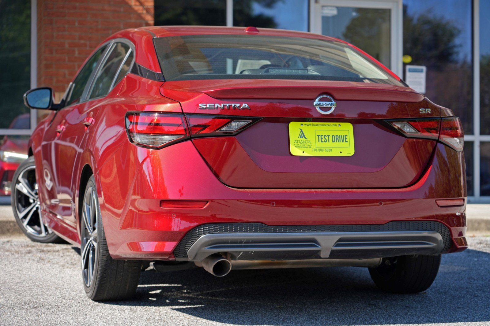 Used 2023 Nissan Sentra SR w/ SR Premium Package FWD image 5