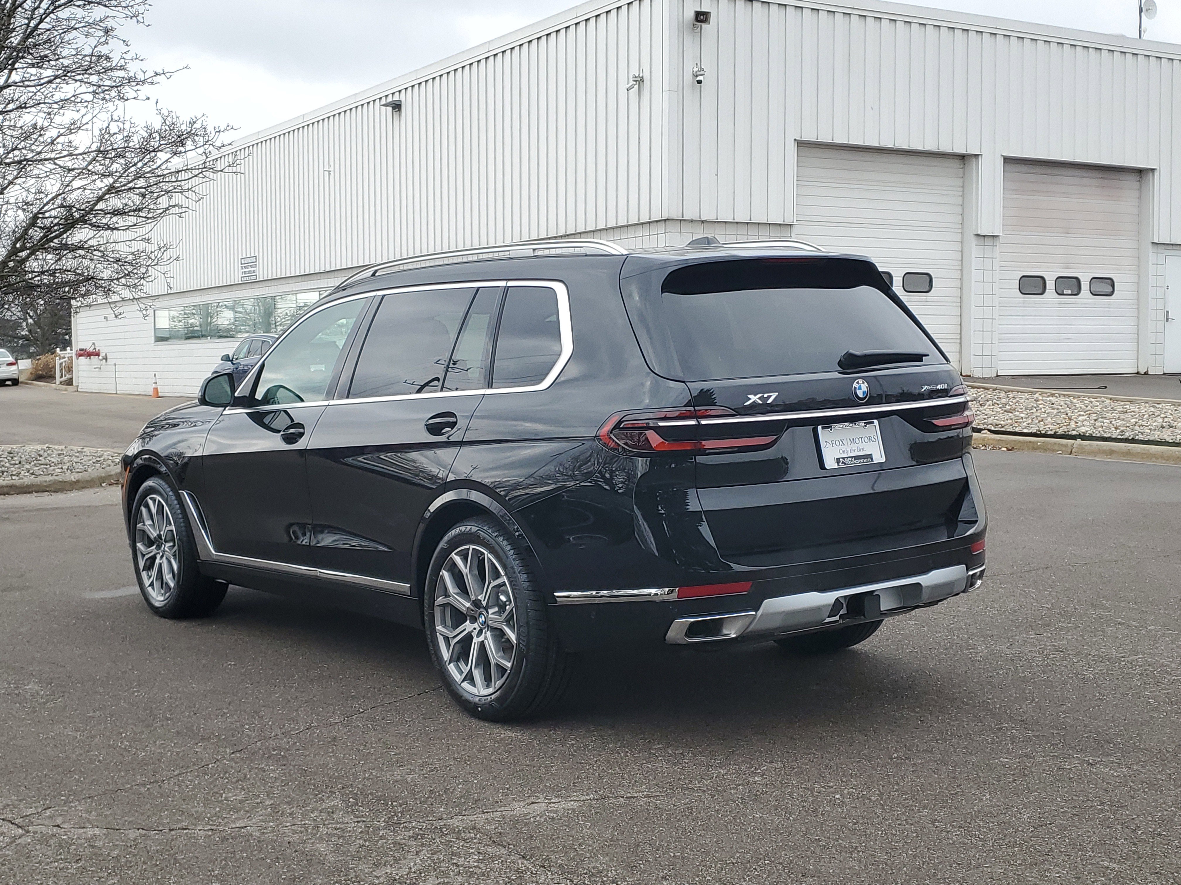 New 2026 BMW X7 xDrive40i w/ Climate Comfort Package image 2