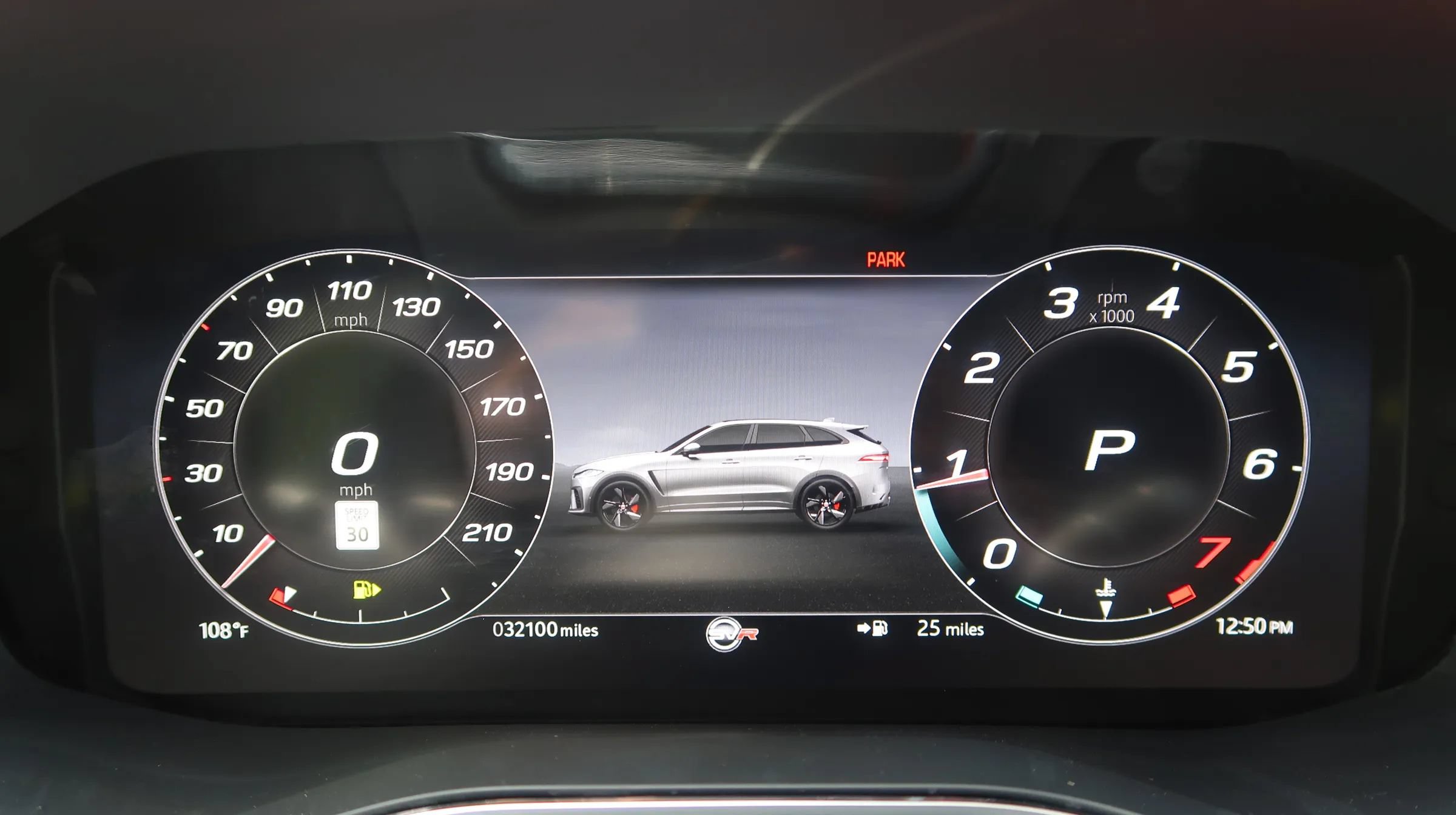 Used 2022 Jaguar F-PACE SVR AWD/4WD image 36