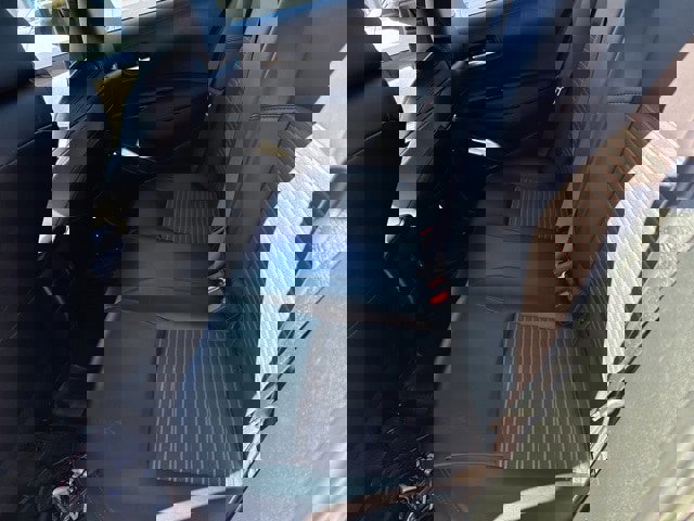 Used 2020 Toyota Corolla XSE image 5