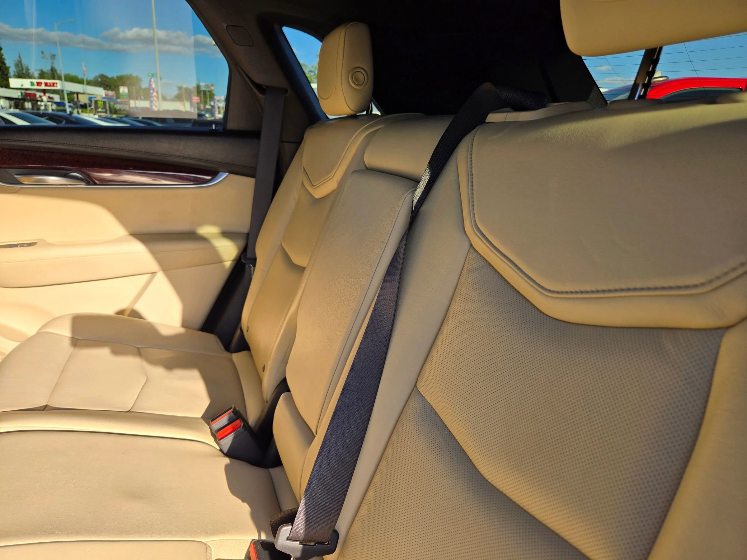 Used 2017 Cadillac XT5 Luxury w/ Driver Awareness Package image 56