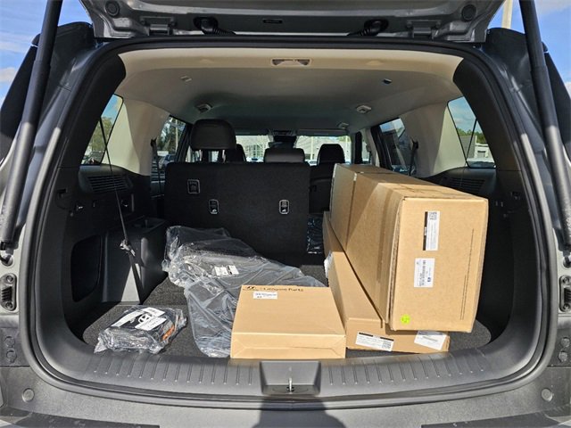 New 2025 Hyundai Santa Fe SEL image 8