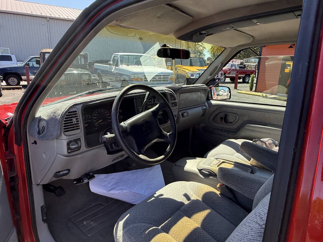 Used 1997 Chevrolet Silverado 1500 2WD Extended Cab w/ Preferred Equipment Group 2 image 10