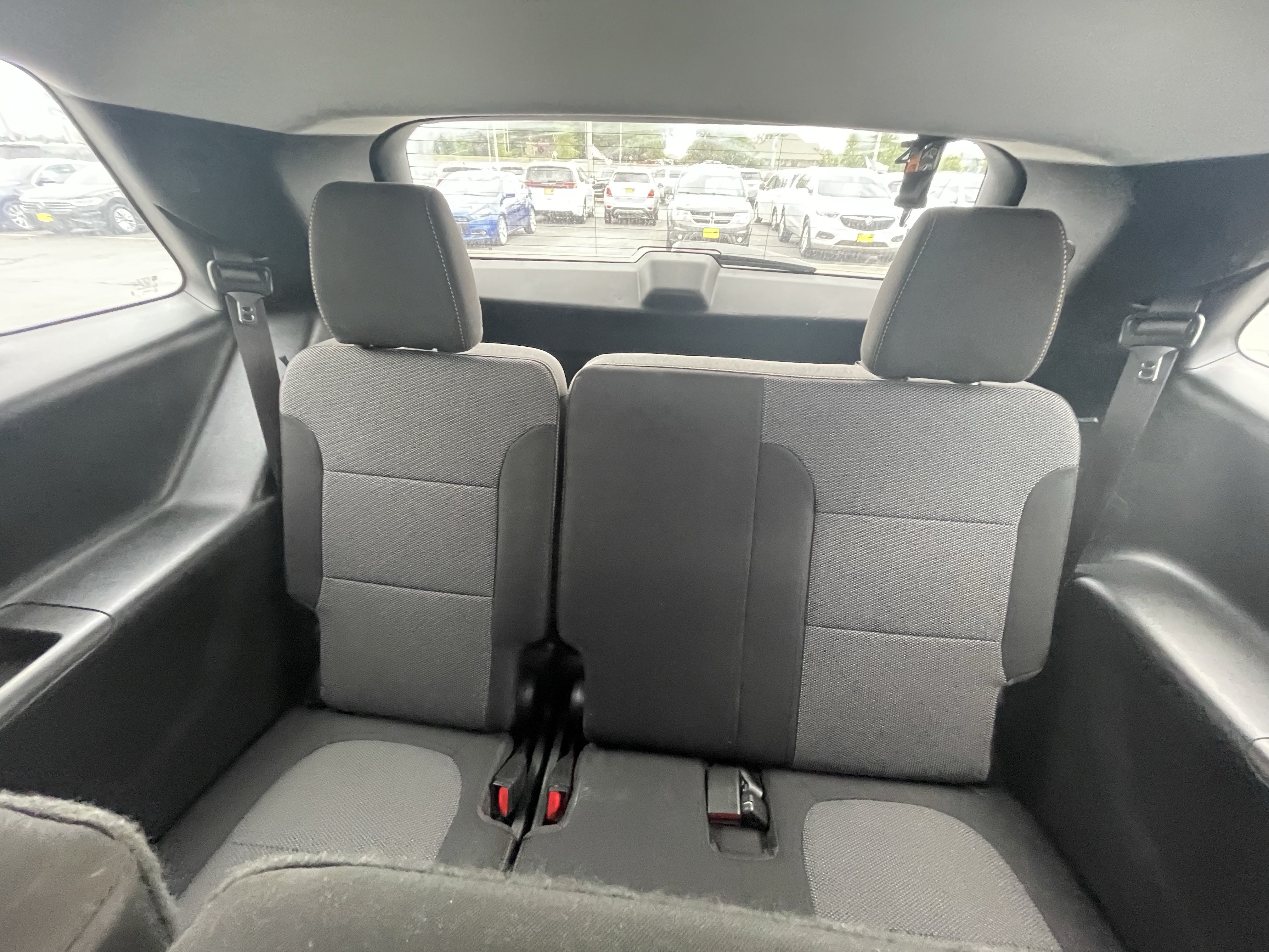 Used 2020 Chevrolet Traverse LS AWD/4WD image 27