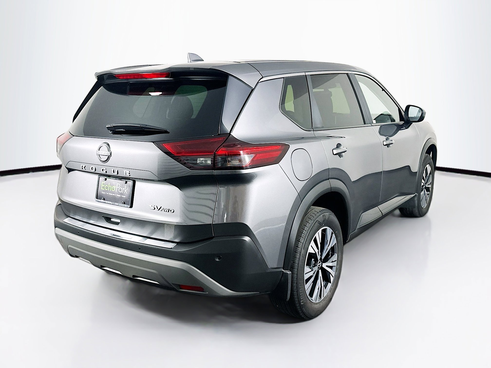 Used 2023 Nissan Rogue SV AWD/4WD image 9