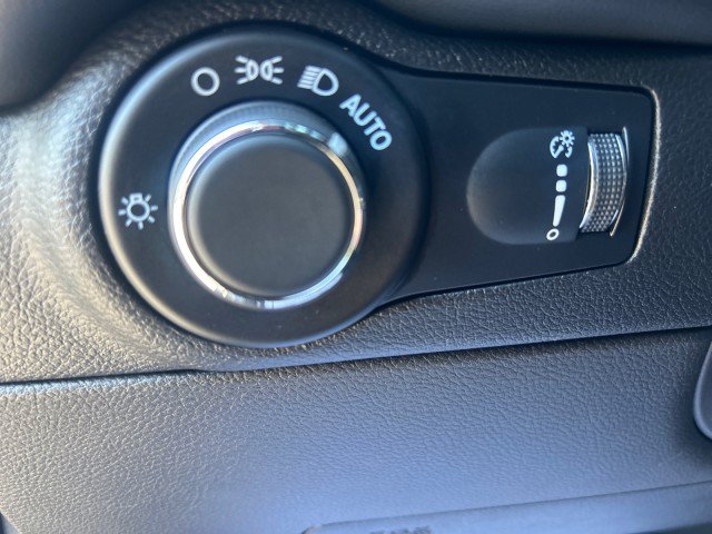 Used 2024 Dodge Durango GT AWD/4WD image 12