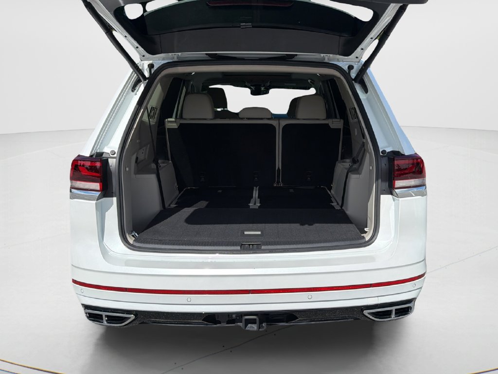 Certified 2024 Volkswagen Atlas SEL Premium R-Line AWD/4WD image 9