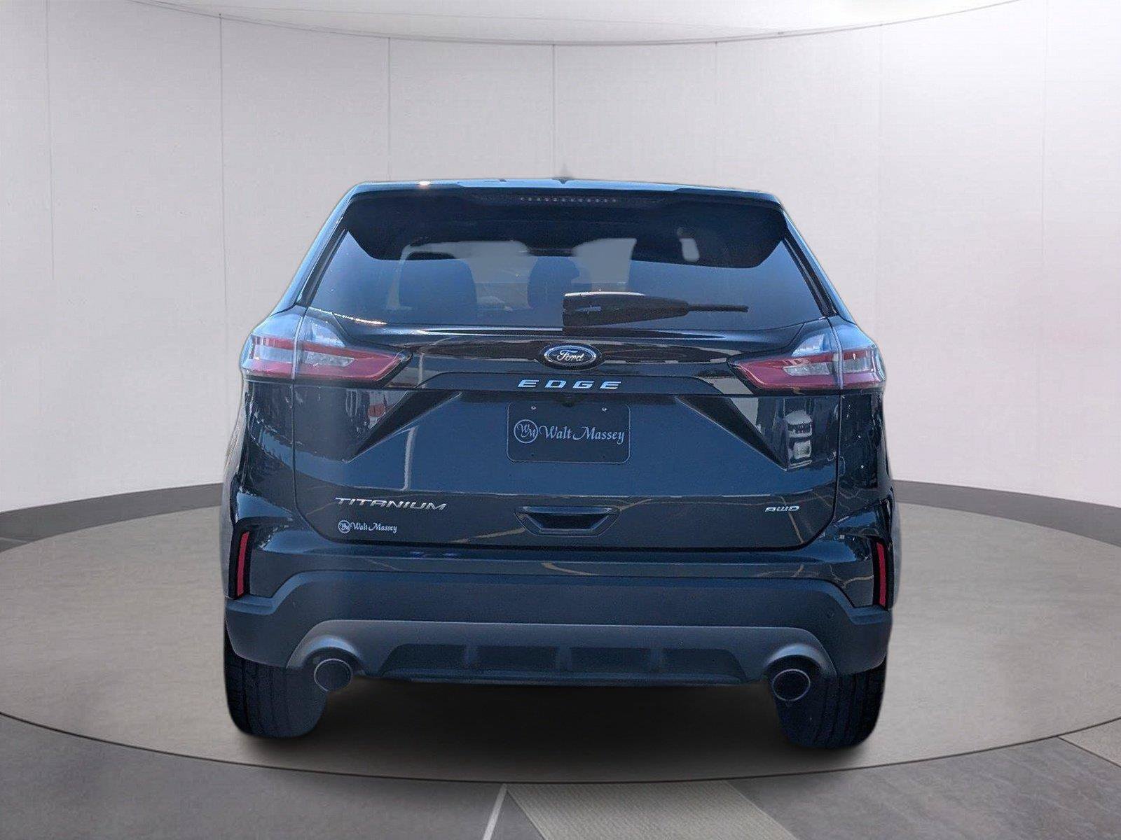 Used 2024 Ford Edge Titanium AWD/4WD image 4