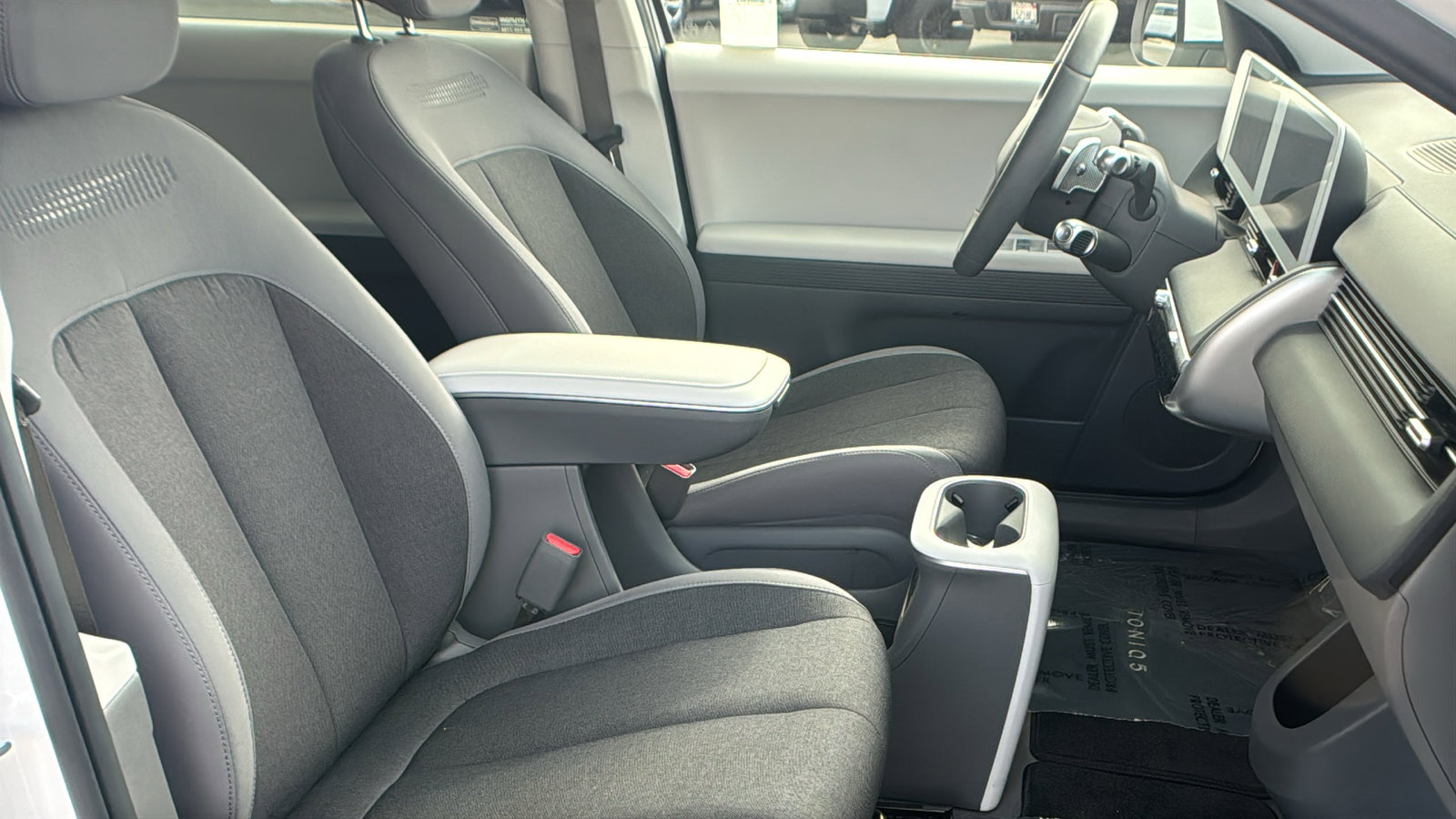 Used 2024 Hyundai Ioniq 5 SEL RWD image 14
