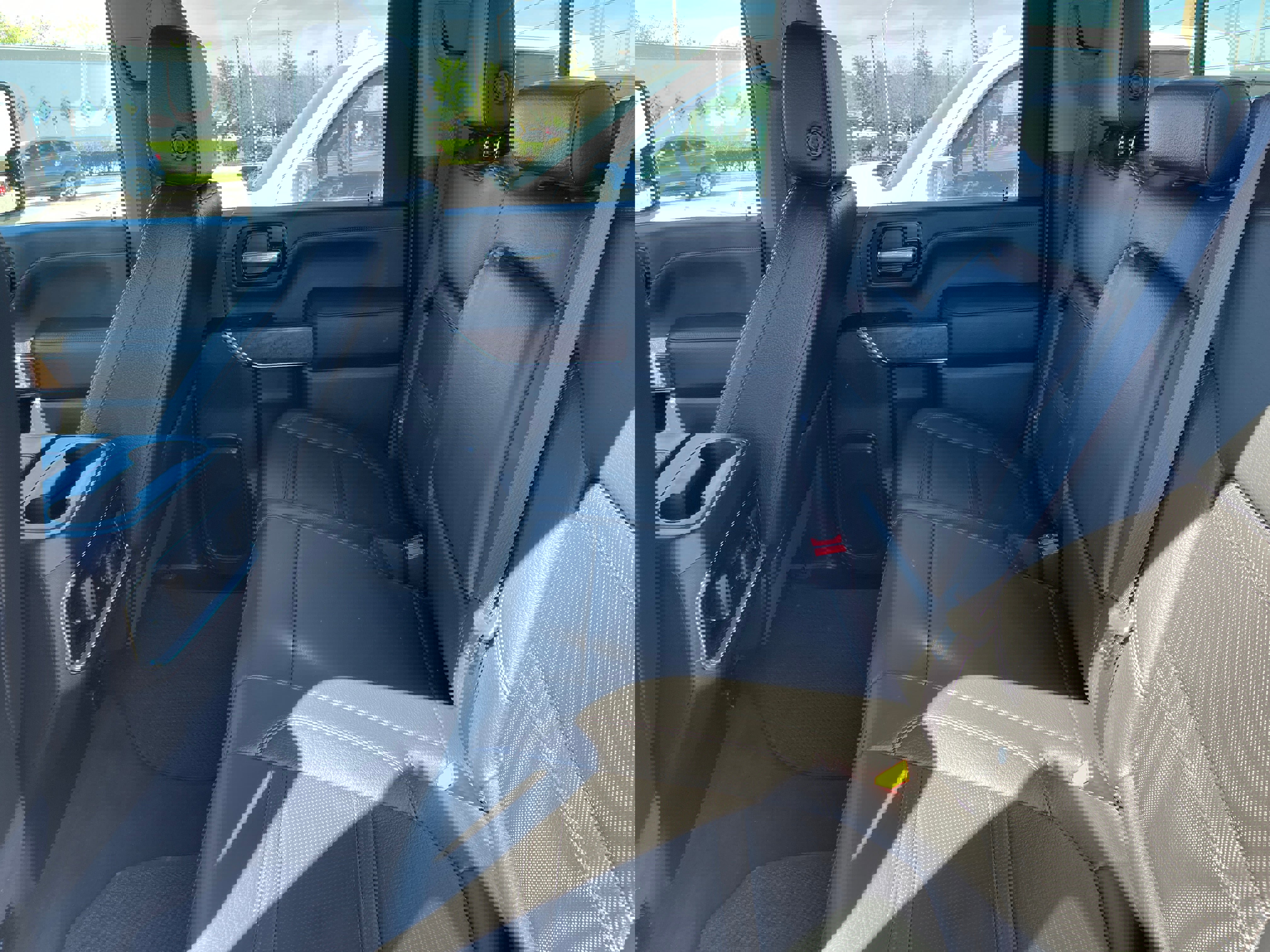 Used 2022 GMC Sierra 3500 Denali image 17