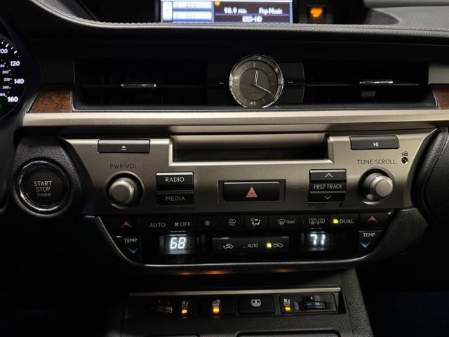 Used 2014 Lexus ES 350 w/ Luxury Package FWD image 25