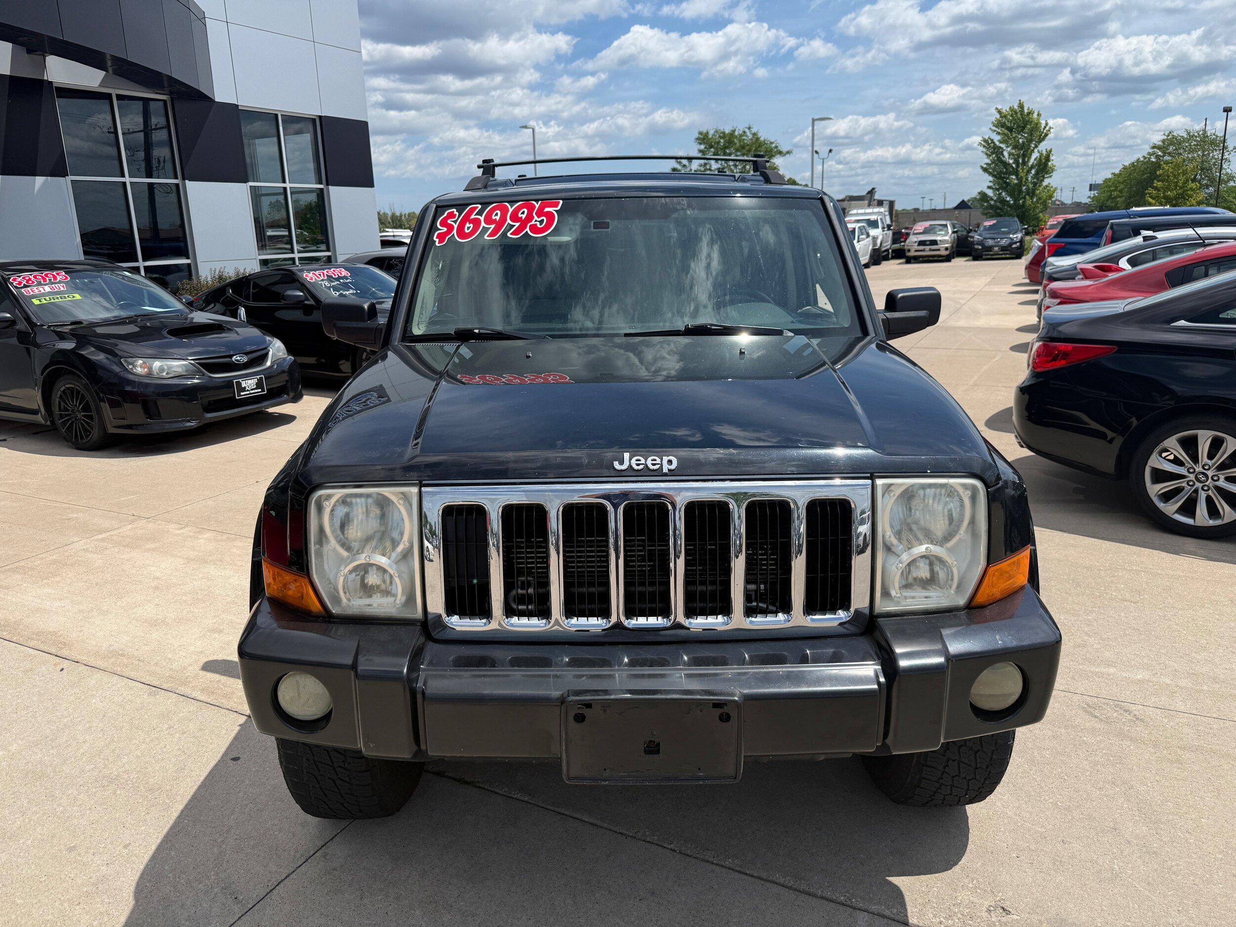 Used 2006 Jeep Commander Limited w/ Trailer Tow Group IV AWD/4WD image 3