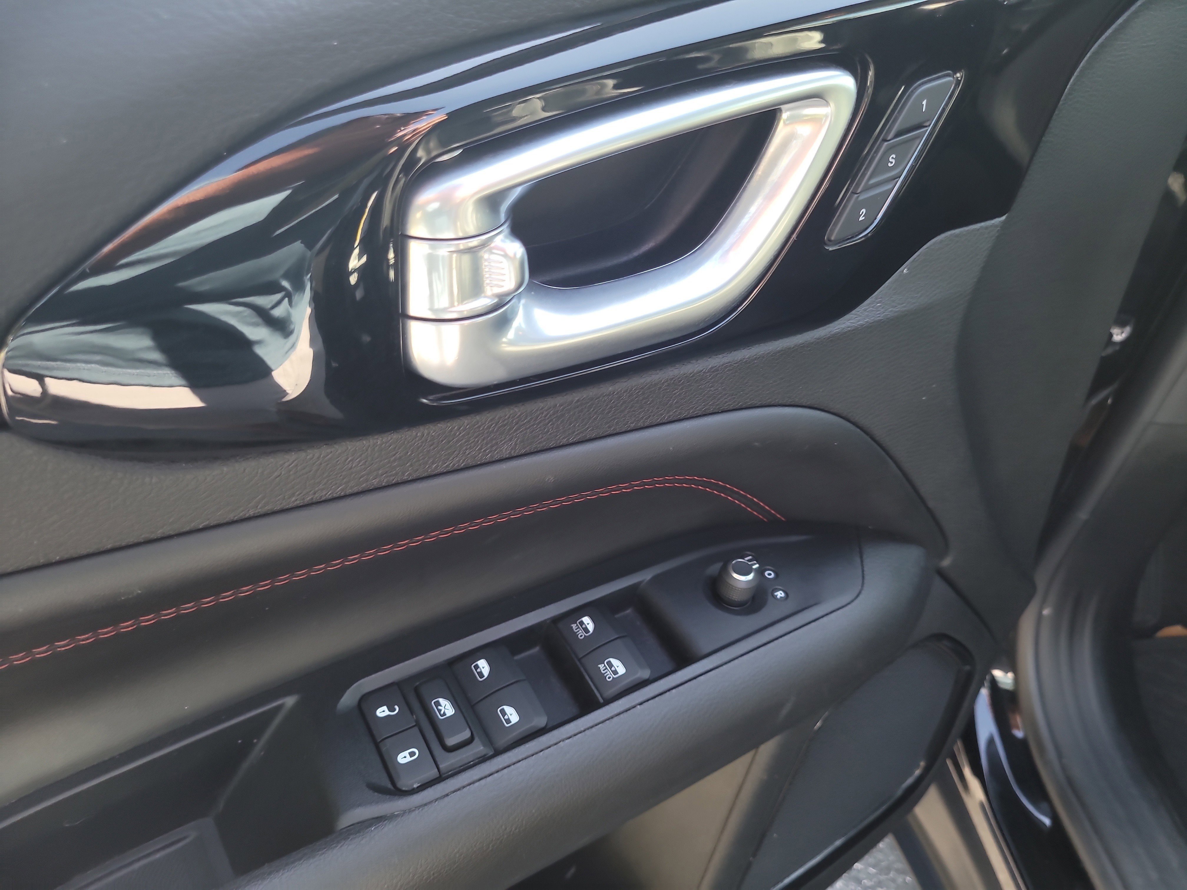 Used 2022 Jeep Compass Trailhawk w/ Trailhawk Elite Group AWD/4WD image 19