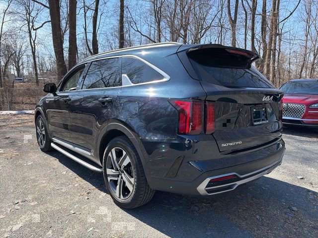 Used 2023 Kia Sorento EX image 4