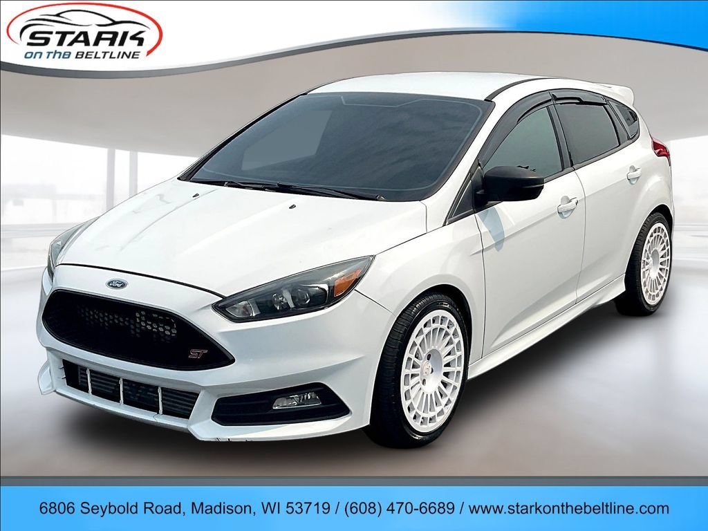 Used 2016 Ford Focus ST w/ Equipment Group 401A FWD image 3