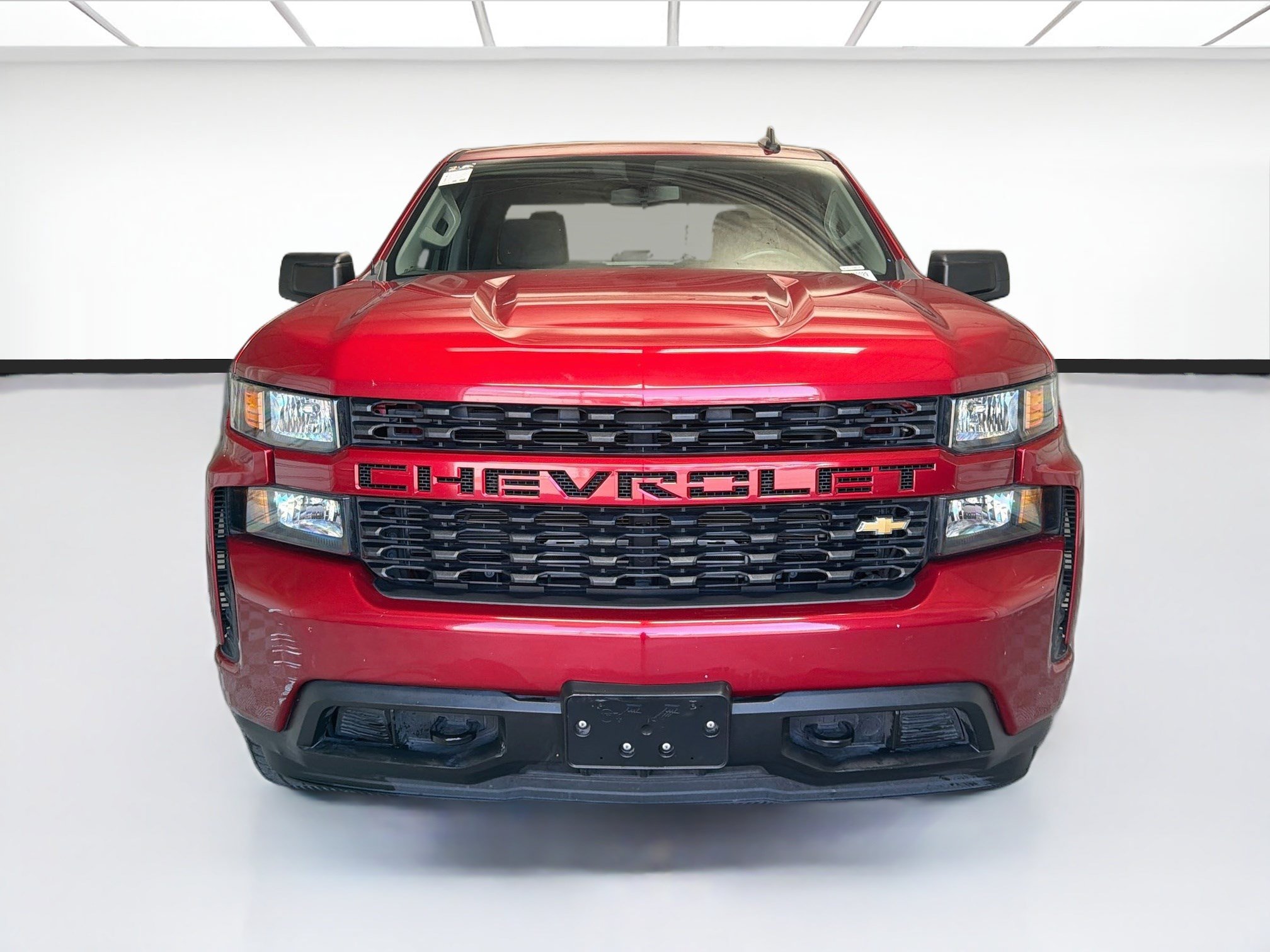 Used 2022 Chevrolet Silverado 1500 Custom RWD image 2