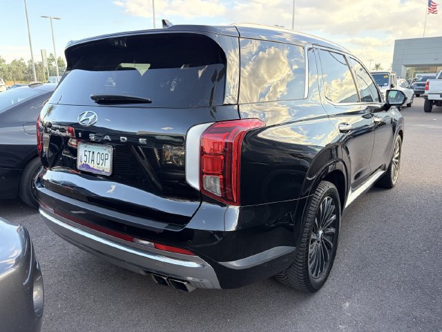 Used 2023 Hyundai Palisade Calligraphy w/ Cargo Package FWD image 7