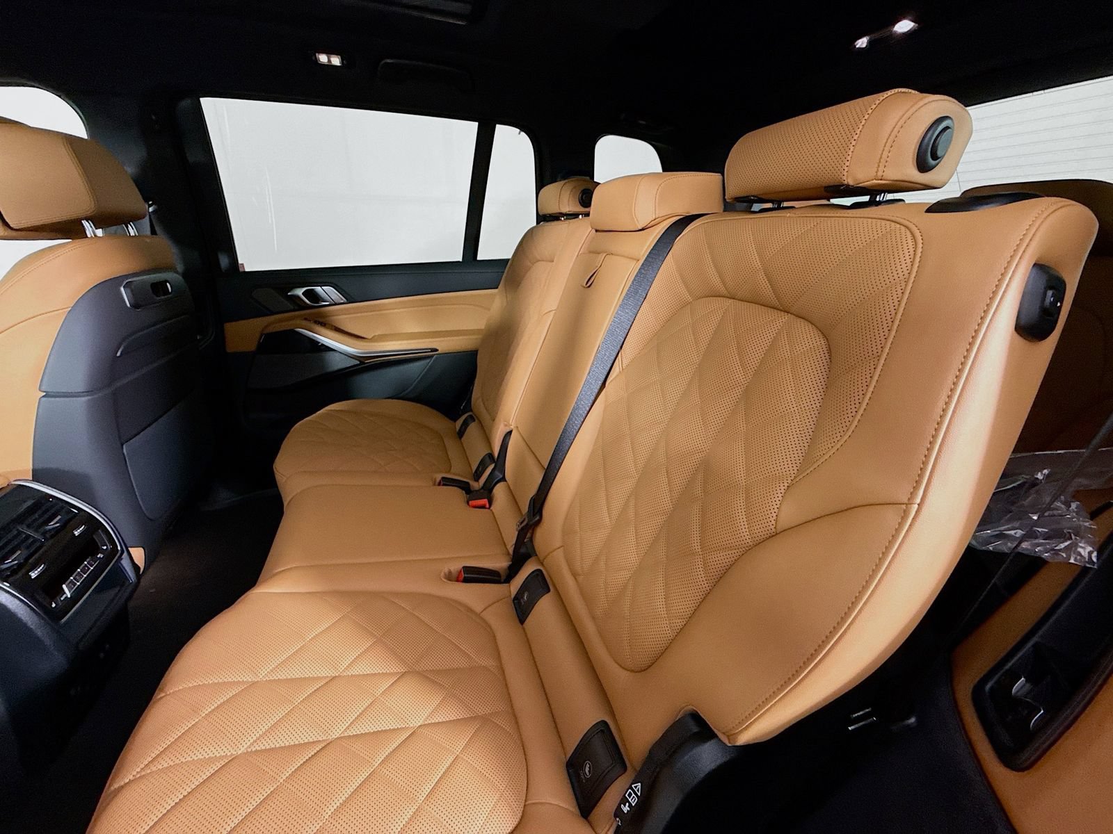 New 2027 BMW X7 xDrive40i w/ M Sport Package AWD/4WD image 26