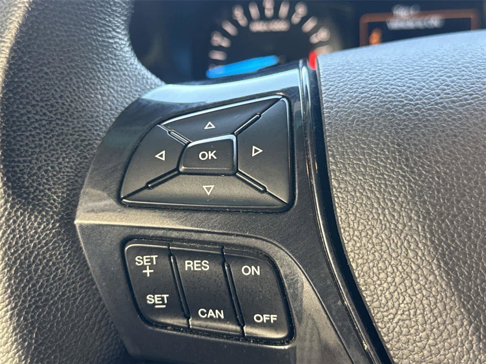 Used 2018 Ford Explorer XLT AWD/4WD image 22