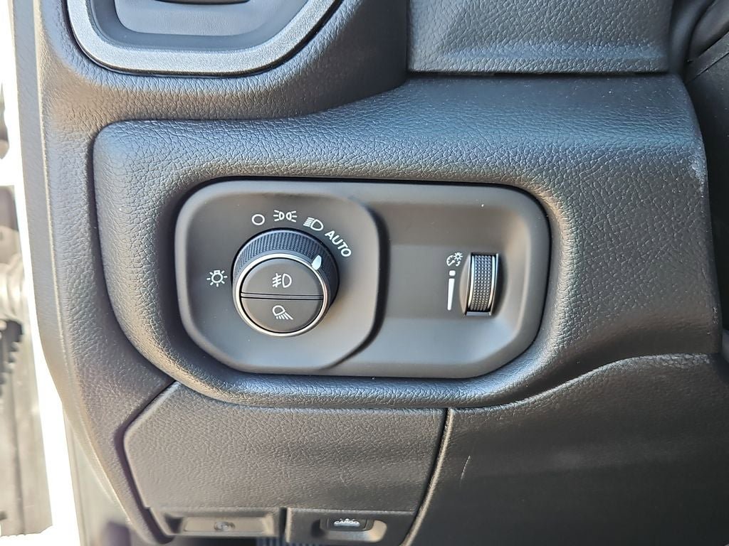 New 2026 RAM 2500 Tradesman AWD/4WD image 24