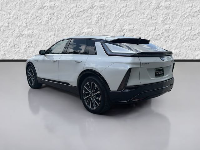 Used 2024 Cadillac Lyriq Sport AWD/4WD image 5